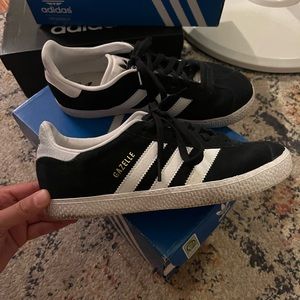 Adidas Gazelle US 4